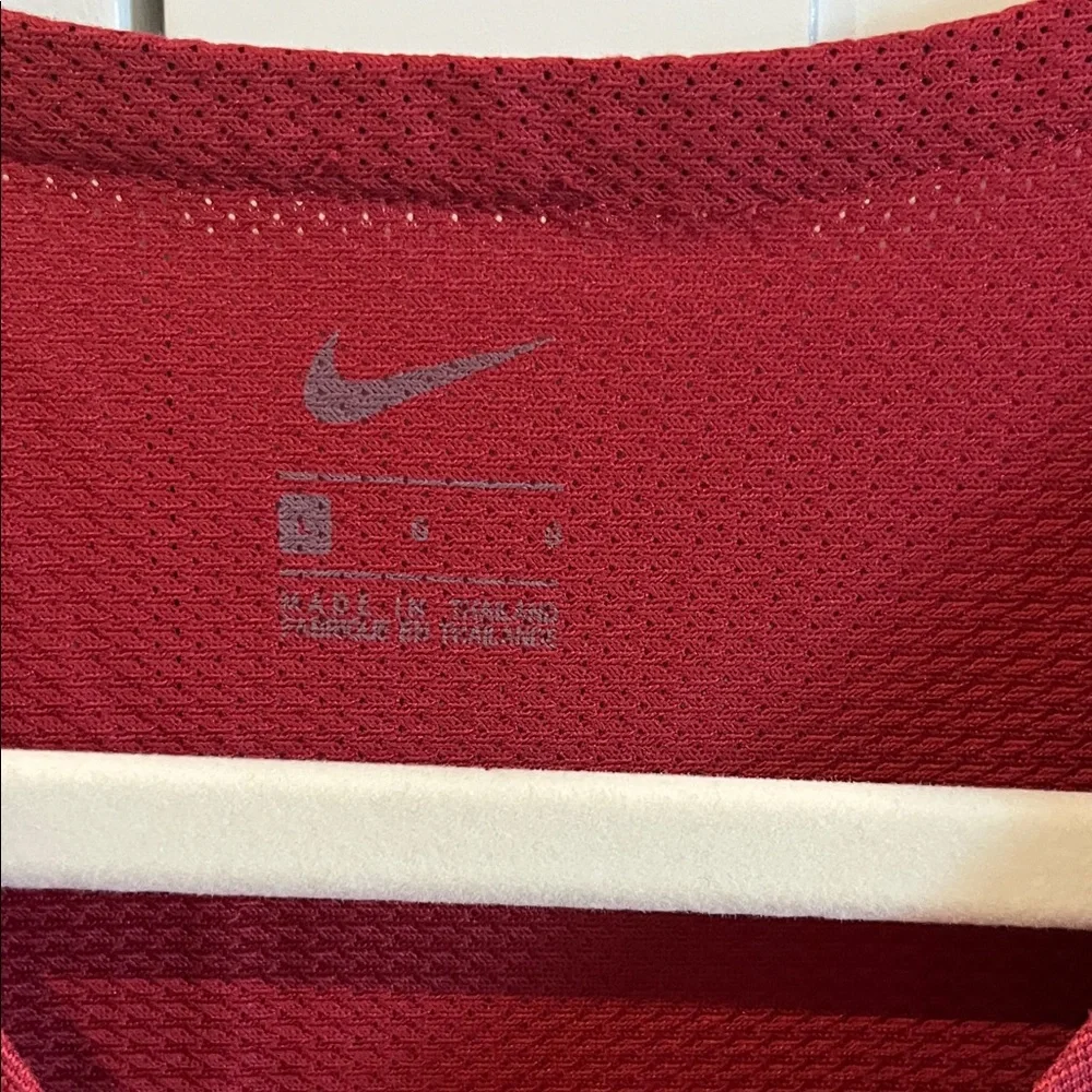 Nike Razorback Tee - Picture 3 of 3